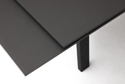 Pietra Table